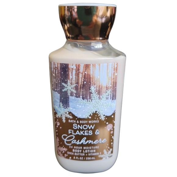 Bath and Body Works Snow Flakes & Cashmere Body Lotion 8 oz.